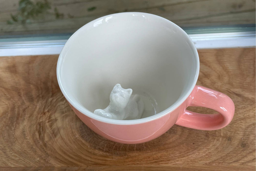 Cat Stretch 11 oz. (Peach) Ceramic Mug Decor